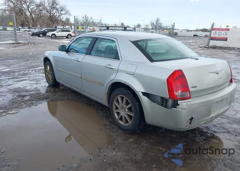 2007 Chrysler 300 Touring из США, поврежденный, VIN 2C3KK53G87H714770